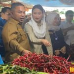 Wamendag pantau harga kebutuhan pokok di Pasar Pekanbaru
